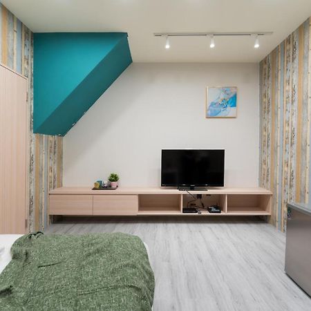 Reise Guesthouse 喜遊旅宿 ゲストハウス 旅マニア Tainan Exterior photo
