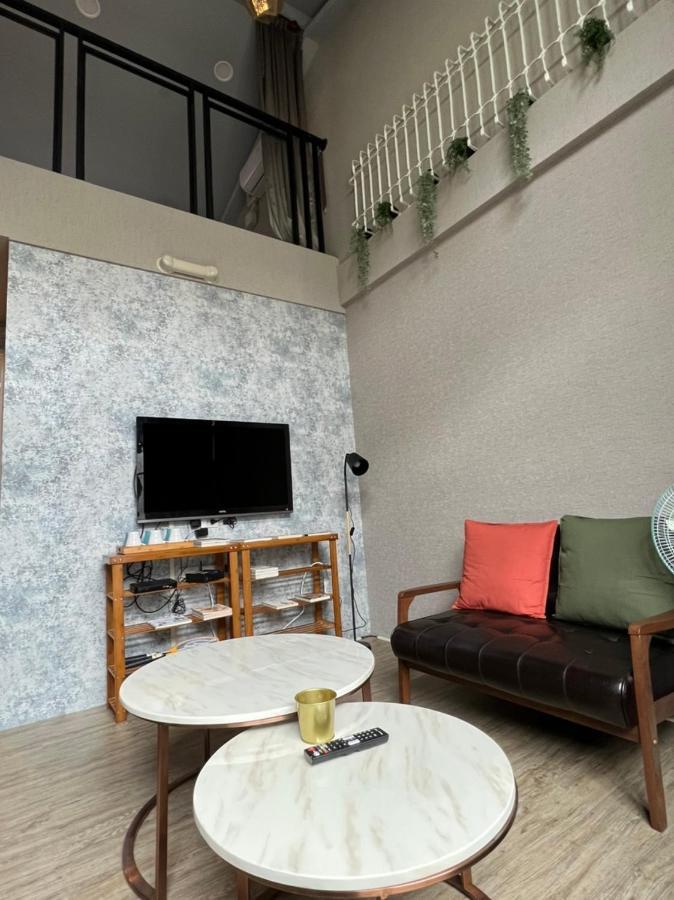 Reise Guesthouse 喜遊旅宿 ゲストハウス 旅マニア Tainan Exterior photo